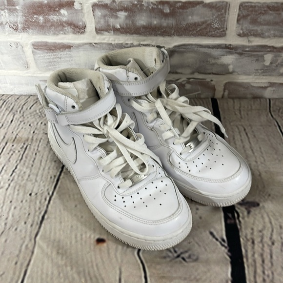 Nike Air Force 1 high tops size 7 - Picture 2 of 6